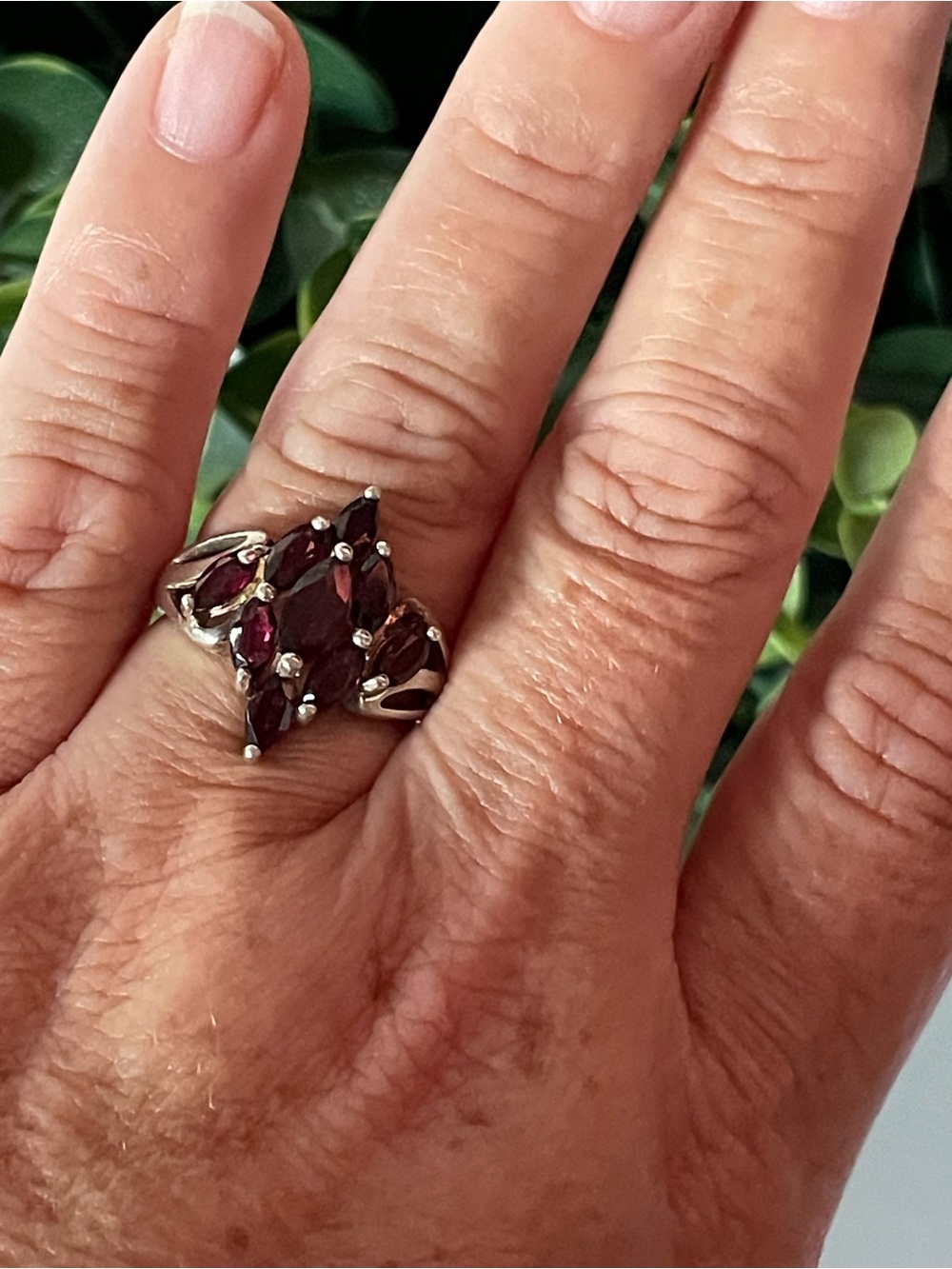 Vintage Avon Genuine Garnet Multi-Marquise Cluster Sterling Silver Ring Size 8 - Picture 6 of 7